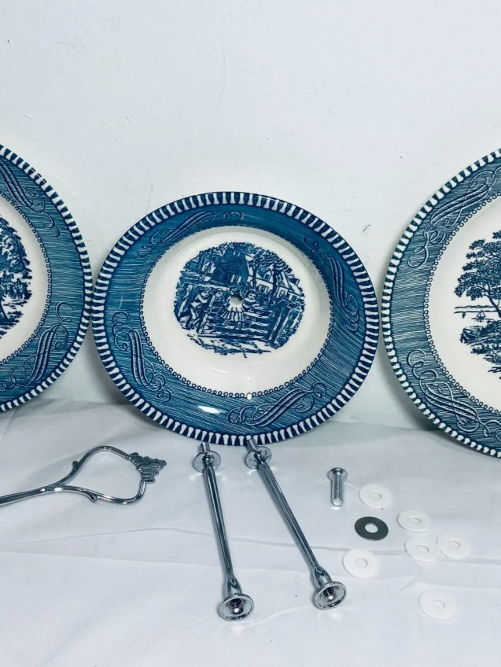 VNTG Currier & Ives Tidbit Tray, 3 Dishes, Silver Handle